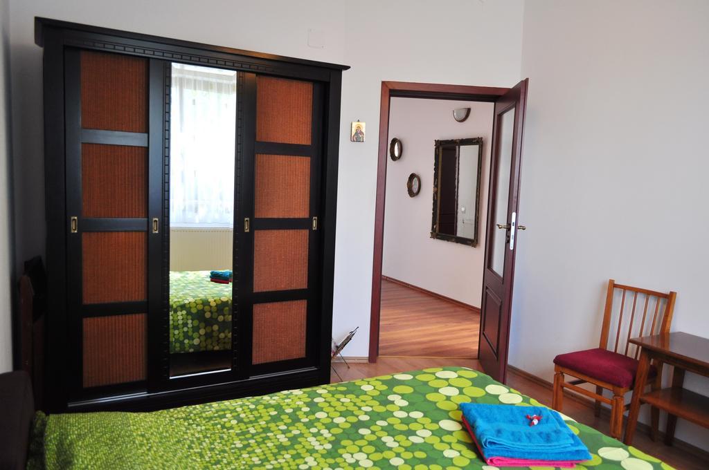 Jasmine Residence Prejmer Pokoj fotografie